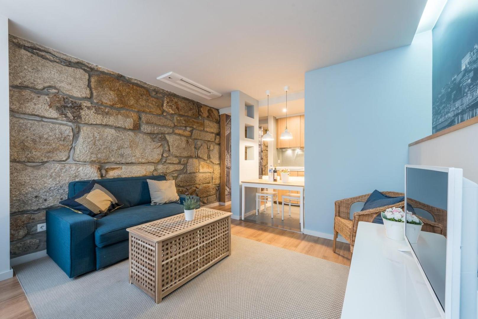 Guestready - Crayon Walls Apts Porto Exterior photo